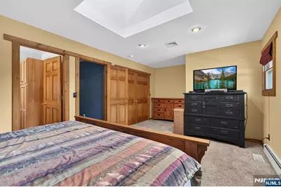 229 Rockland Avenue, River Vale Township, NJ 07675 - Photo 20