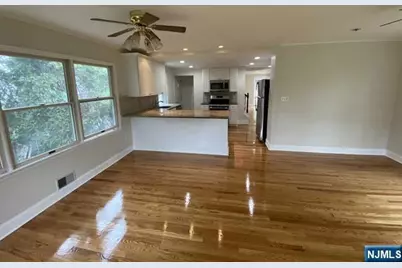 1013 Arlington Road, New Milford, NJ 07646 - Photo 8