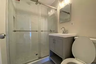 1013 Arlington Rd, New Milford, NJ 07646 - Photo 14