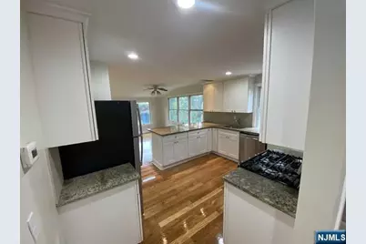 1013 Arlington Road, New Milford, NJ 07646 - Photo 4