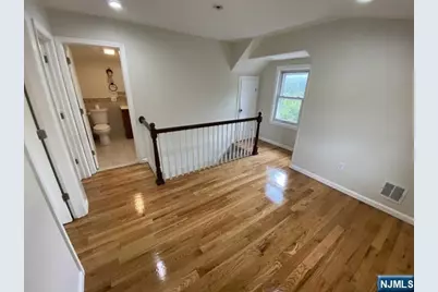 1013 Arlington Road, New Milford, NJ 07646 - Photo 18