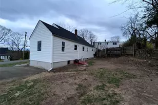 231 Spruce St, Midland Park, NJ 07432 - Photo 2