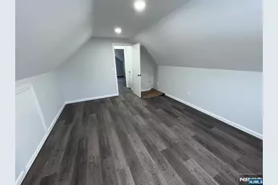 231 Spruce Street, Midland Park, NJ 07432 - Photo 18