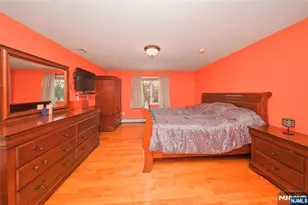 130 Tuella Ave, Elmwood Park, NJ 07407 - Photo 8