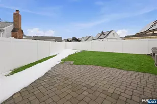 130 Tuella Ave, Elmwood Park, NJ 07407 - Photo 14