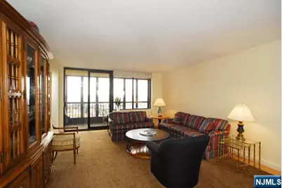 200 Winston 501 #501, Cliffside Park, NJ 07010 - Photo 6