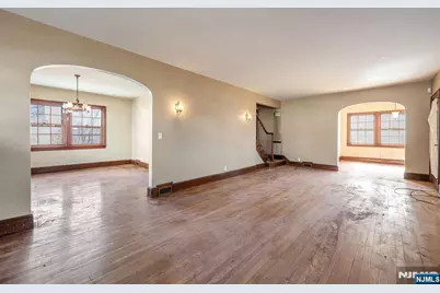 164 Chestnut Street, Garfield, NJ 07026 - Photo 4