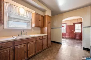 164 Chestnut St, Garfield, NJ 07026 - Photo 6