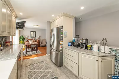 153 Algonquin Trail, Wayne, NJ 07470 - Photo 10