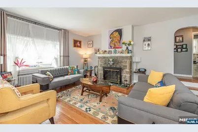 153 Algonquin Trail, Wayne, NJ 07470 - Photo 2