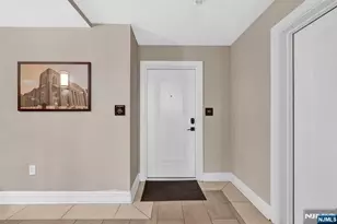 974 Summit Ave 401, Jersey City, NJ 07307 - Photo 6