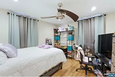 95 Cedar Avenue, Hackensack, NJ 07601 - Photo 10