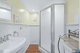 95 Cedar Ave, Hackensack, NJ 07601 - Photo 16