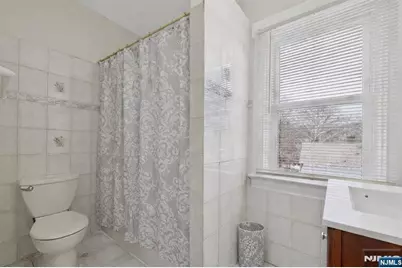 73 Fairview Avenue, Teaneck Township, NJ 07666 - Photo 26