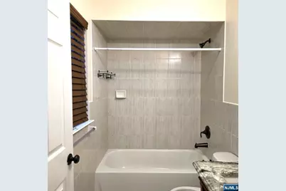 24 Van Vechten Street 2nd Fl. #2nd Fl., Newark, NJ 07114 - Photo 22