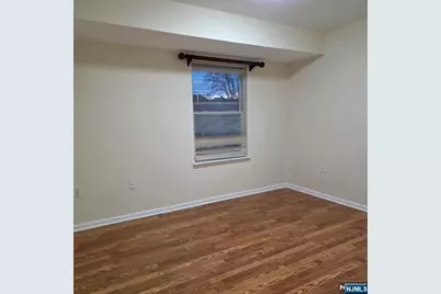 24 Van Vechten Street 2nd Fl. #2nd Fl., Newark, NJ 07114 - Photo 28