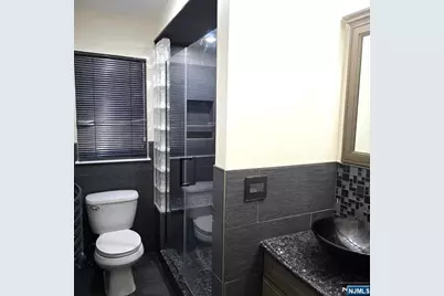 24 Van Vechten Street 2nd Fl. #2nd Fl., Newark, NJ 07114 - Photo 14