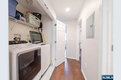 434 Washington Avenue, Cliffside Park, NJ 07010 - Photo 8
