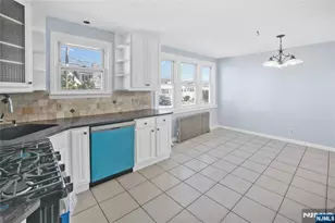 19 Woodward St, Saddle Brook Township, NJ 07663 - Photo 20