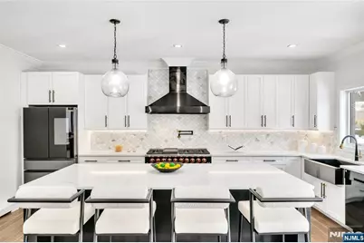 428 6th Street 2 #2, Palisades Park, NJ 07650 - Photo 16