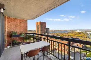 2005 Harmon Cove Tower, Secaucus, NJ 07094 - Photo 28