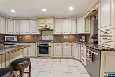 7 Valen, Franklin Lakes, NJ 07417 - Photo 10