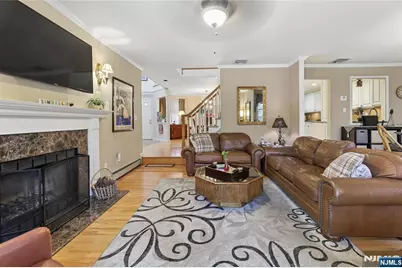 7 Valen, Franklin Lakes, NJ 07417 - Photo 6