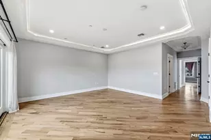 30 Marquis Ct, Edgewater, NJ 07020 - Photo 14