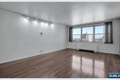 2100 Linwood Avenue 15P #15P, Fort Lee, NJ 07024 - Photo 8