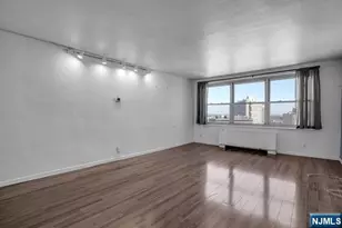 2100 Linwood Ave 15P, Fort Lee, NJ 07024 - Photo 8