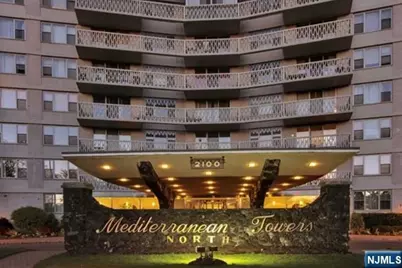 2100 Linwood Avenue 15P #15P, Fort Lee, NJ 07024 - Photo 1