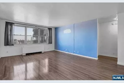 2100 Linwood Avenue 15P #15P, Fort Lee, NJ 07024 - Photo 10