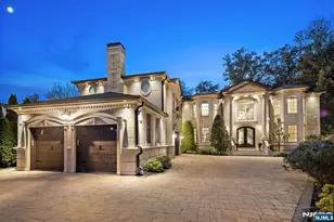 56 Lilac Ln, Paramus, NJ 07652 - Photo 1