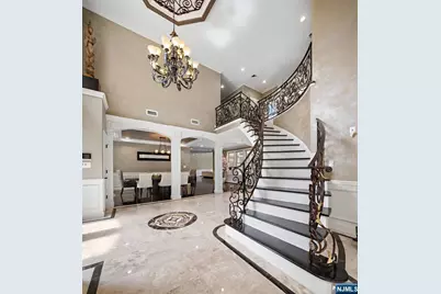 56 Lilac Lane, Paramus, NJ 07652 - Photo 12