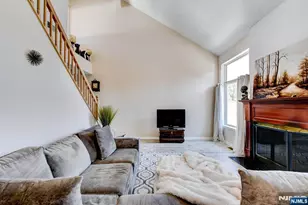 5 Sugar Maple Ln, Hamburg, NJ 07419 - Photo 8