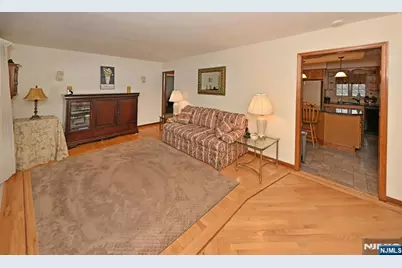 888 Edison Street, Washington Township, NJ 07676 - Photo 4