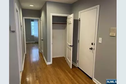 322 Hudson Street 2 #2, Hoboken, NJ 07030 - Photo 4