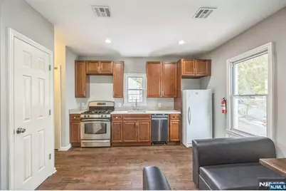 541 Union Avenue 2 #2, Paterson, NJ 07522 - Photo 8