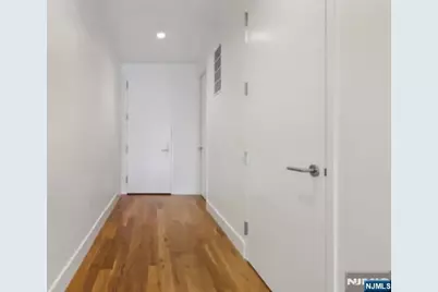 1 Executive Drive 615 #615, Fort Lee, NJ 07024 - Photo 4