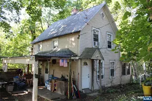 668 River Rd, New Milford, NJ 07646 - Photo 1