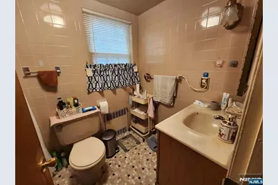 5 Bellevue Avenue, Bloomfield, NJ 07003 - Photo 24