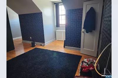 490 Beverly Road B6 #B6, Teaneck Township, NJ 07666 - Photo 4