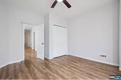 750 S 17th Street, Newark, NJ 07103 - Photo 18