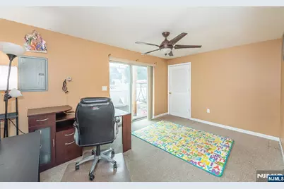 89 Plauderville Avenue 10 #10, Garfield, NJ 07026 - Photo 18