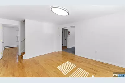 549 Ewing Avenue, Franklin Lakes, NJ 07417 - Photo 6