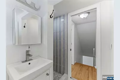 549 Ewing Avenue, Franklin Lakes, NJ 07417 - Photo 12