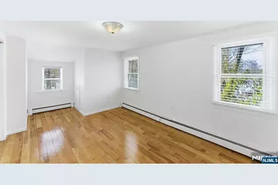 549 Ewing Avenue, Franklin Lakes, NJ 07417 - Photo 14