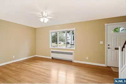 488 Berkshire Road, Ridgewood, NJ 07450 - Photo 6