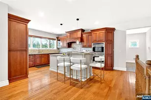 125 E Gramercy Pl, Glen Rock, NJ 07452 - Photo 16