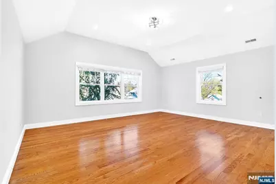 125 E Gramercy Place, Glen Rock, NJ 07452 - Photo 32